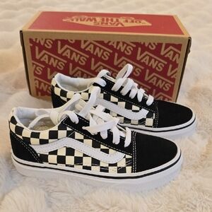 Vans Black and White Checkerboard Low-Top Kids Sneakers